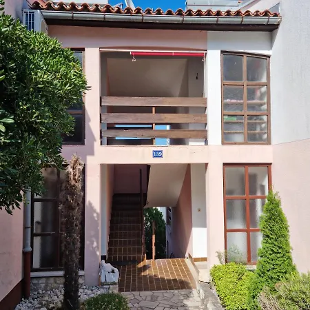 Hribar Apartman *